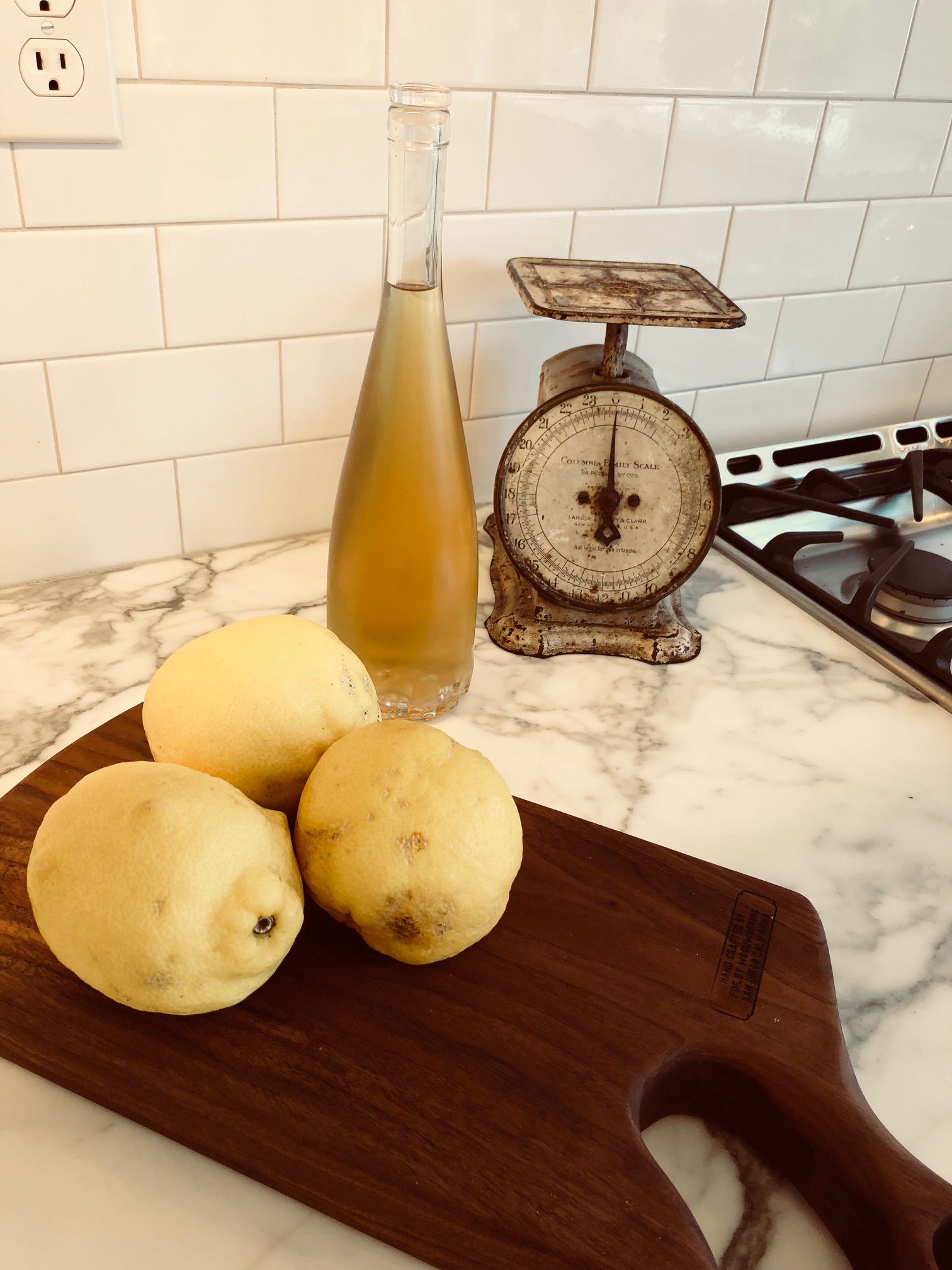 What to do when life gives you lemons….make limoncello of course!